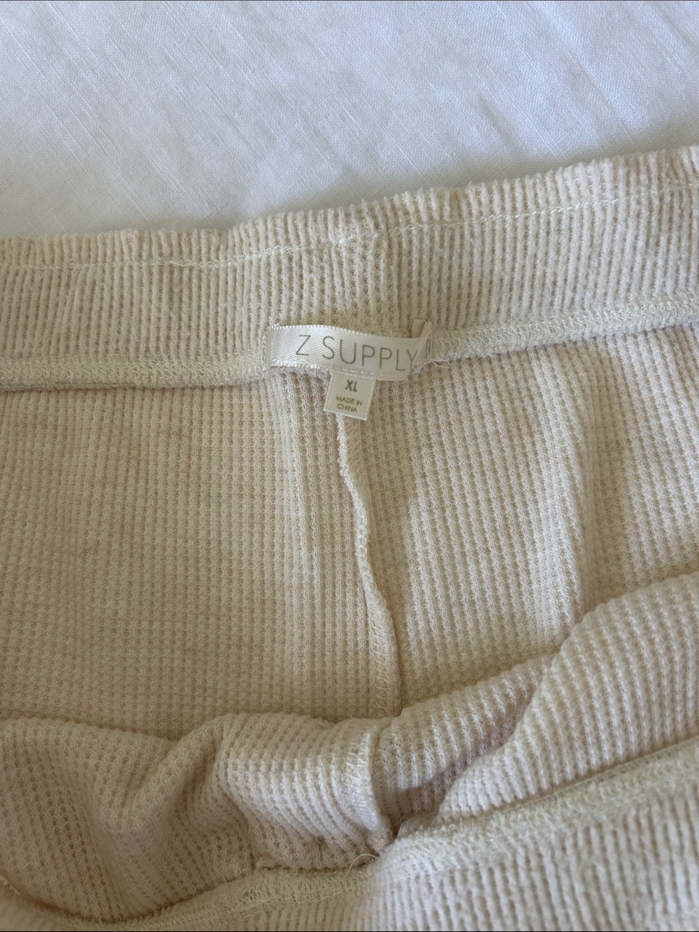 ZSupply Ribbed Button-Front Lounge Shorts - Picture 3 of 5
